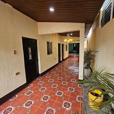 Hostal Sanjuanerita ซานฮวนลาลากูนา ภายนอก รูปภาพ