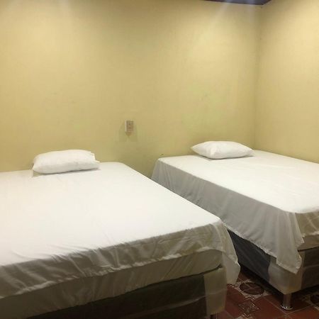 Hostal Sanjuanerita ซานฮวนลาลากูนา ภายนอก รูปภาพ